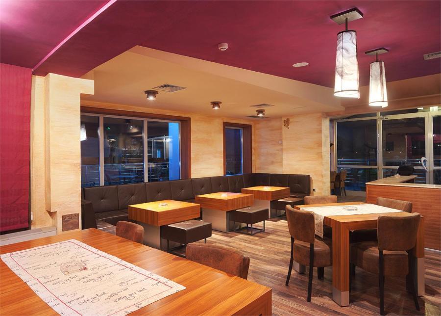 Hotel Turist Kraljevo Restaurant bilde