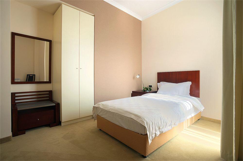 Hotel Turist Kraljevo Rom bilde