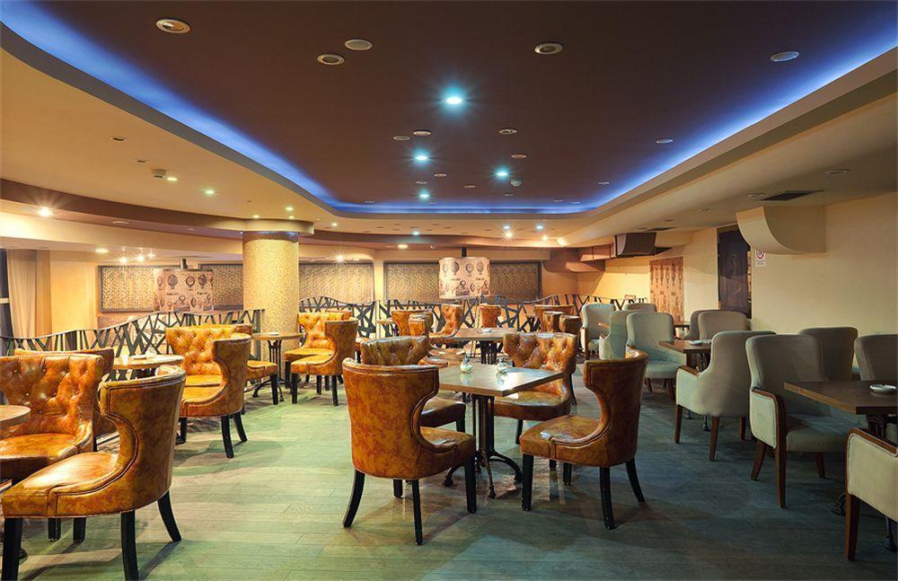 Hotel Turist Kraljevo Restaurant bilde